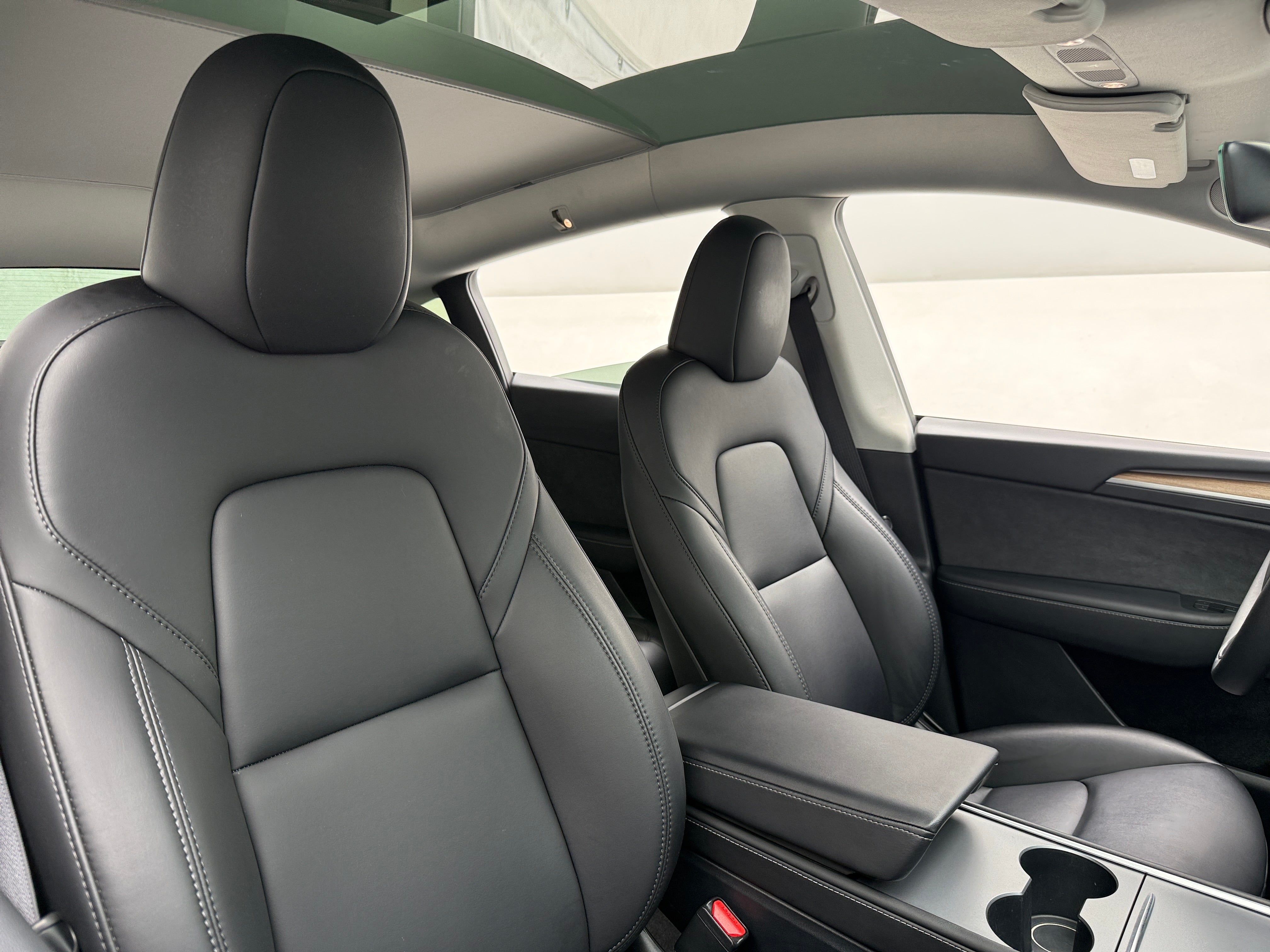 tesla model y 2025 7SAYGDED9SF224683 image tesla model y 2025 7SAYGDED9SF224683 image